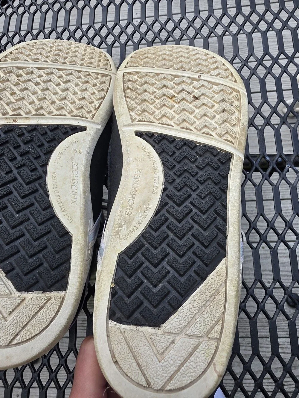 Women's Gently Used Prio Xero Black And White Shoes